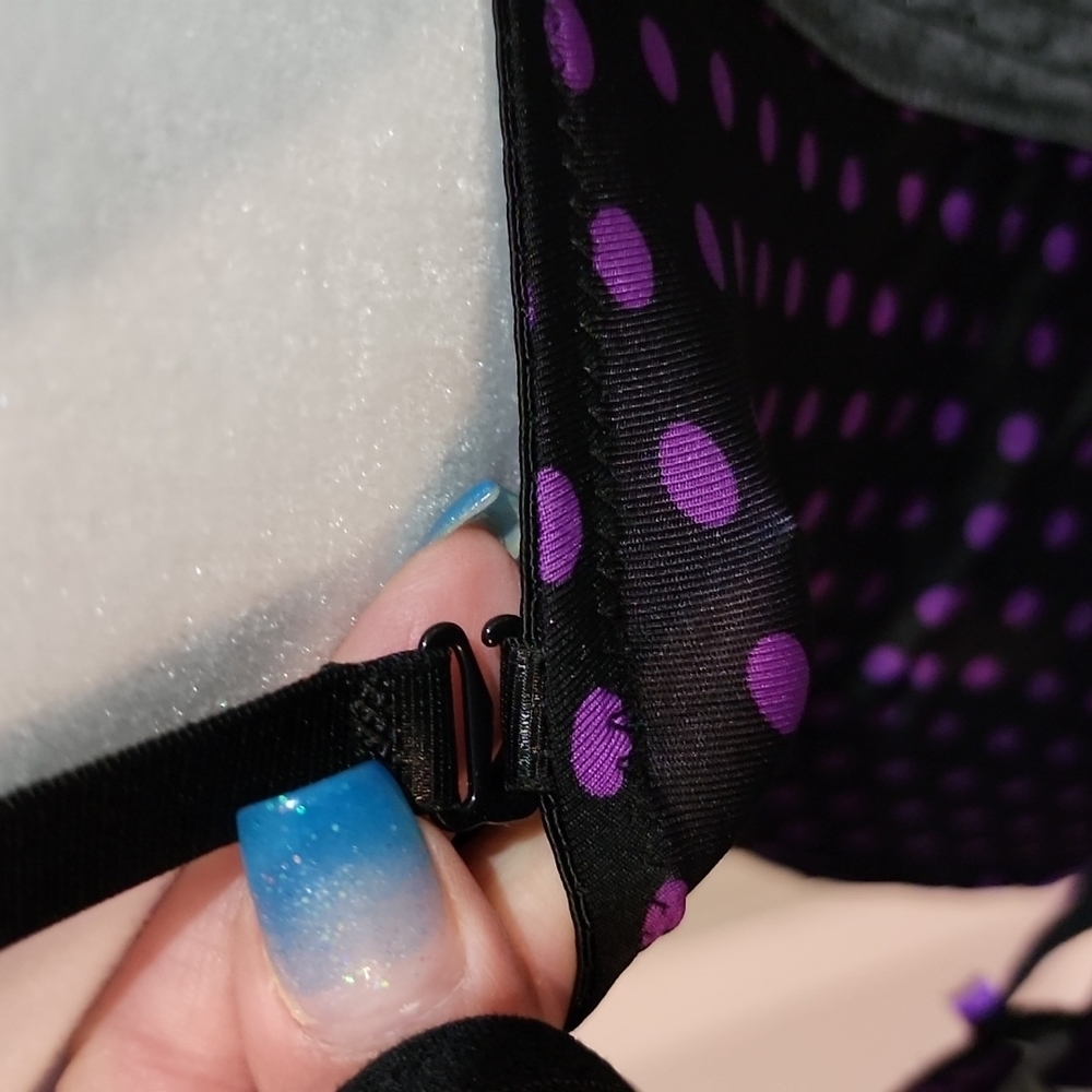 Size 34b Corset With Matching Size Md Panties - image 5